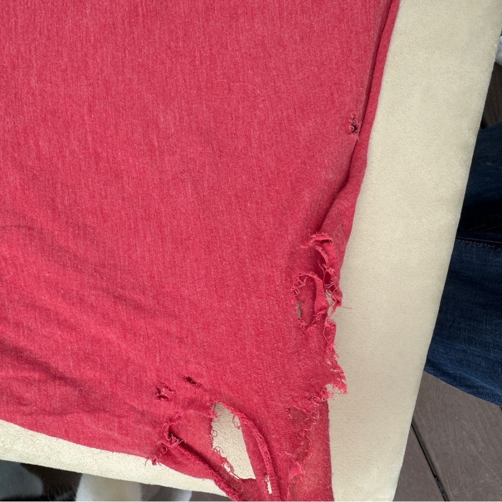 Red Tank - Picture 7 of 7